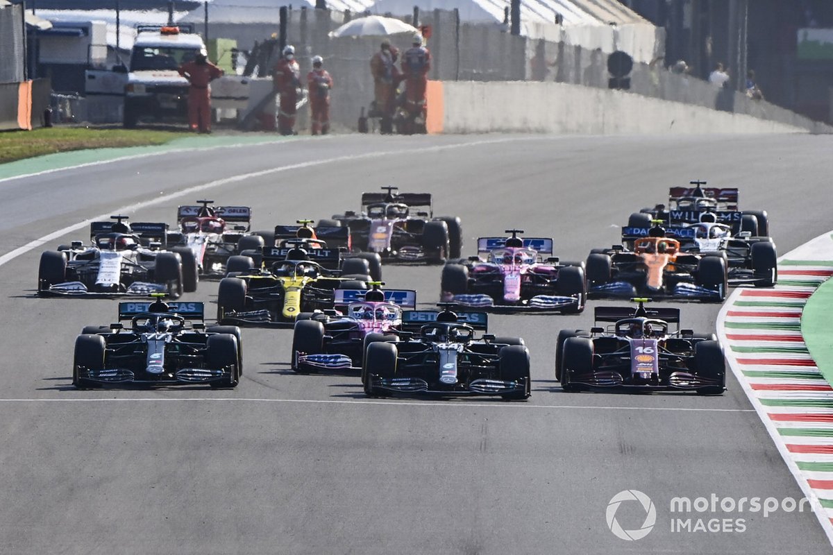 Lewis Hamilton, Mercedes F1 W11, Valtteri Bottas, Mercedes F1 W11, Lance Stroll, Racing Point RP20 and Charles Leclerc, Ferrari SF1000 battle at the restart