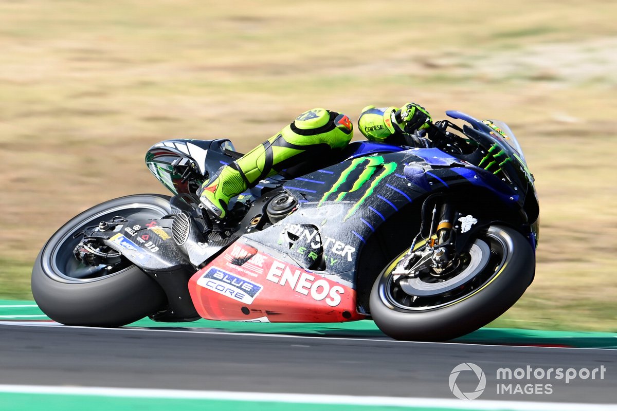 Valentino Rossi, Yamaha Factory Racing, después de su caída
