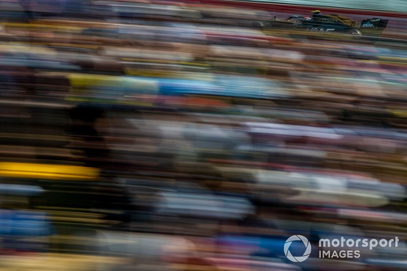 Kevin Magnussen, Haas F1 Team VF-19