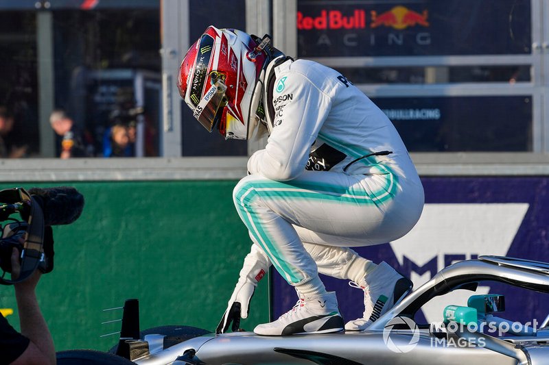 Pole Sitter Lewis Hamilton, Mercedes AMG F1 celebrates in Parc Ferme