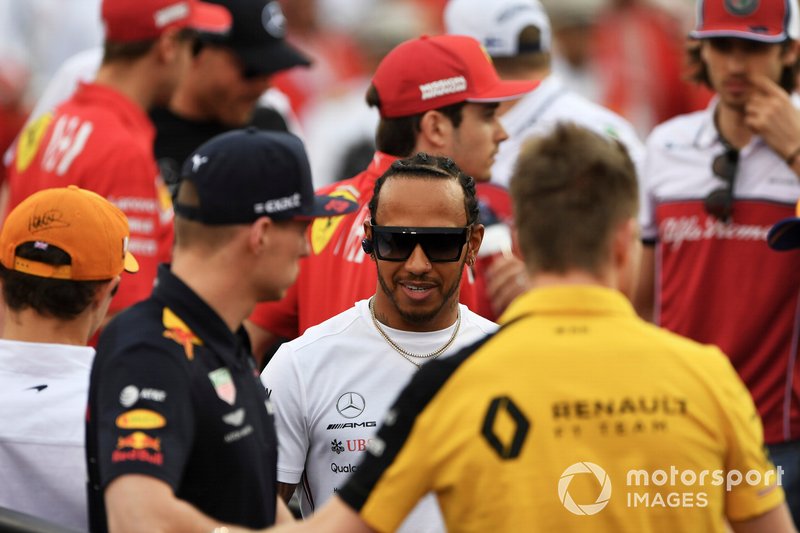 Макс Ферстаппен, Red Bull Racing, Льюіс Хемілтон, Mercedes AMG F1