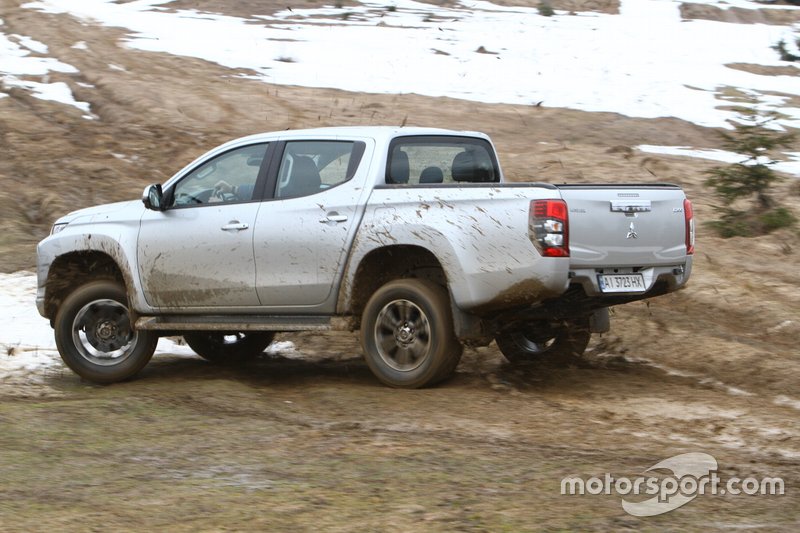 Mitsubishi L200