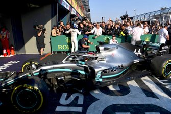 2. Lewis Hamilton, Mercedes AMG F1, Parc Ferme