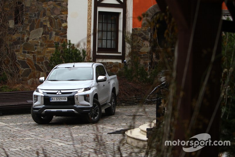 Mitsubishi L200