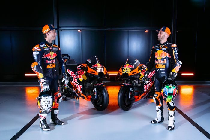 Pedro Acosta, Brad Binder, Red Bull KTM Factory Racing