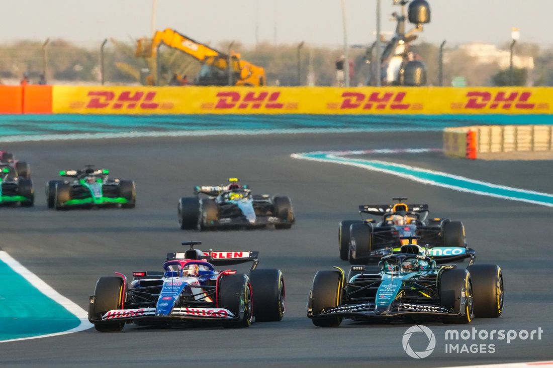 Liam Lawson, VCARB 01, Lance Stroll, Aston Martin AMR24, Max Verstappen, Red Bull Racing RB20