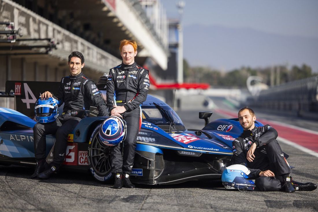 #35 Alpine A424: Paul-Loup Chatin, Charles Milesi, Ferdinand Habsburg