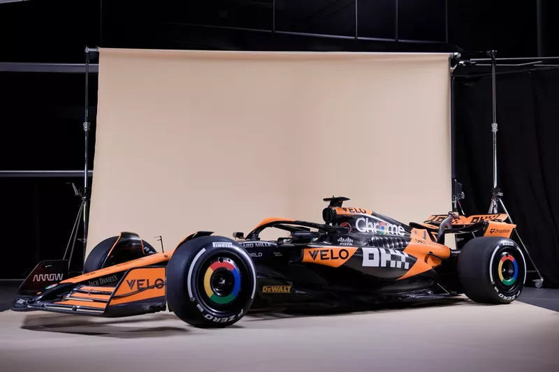 マクラーレン MCL38