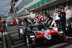 Race winner #8 Toyota Gazoo Racing Toyota TS050: Sebastien Buemi, Kazuki Nakajima, Fernando Alonso