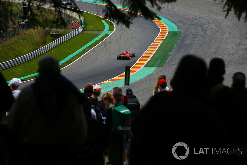 Sebastian Vettel, Ferrari SF71H, at Pouhon