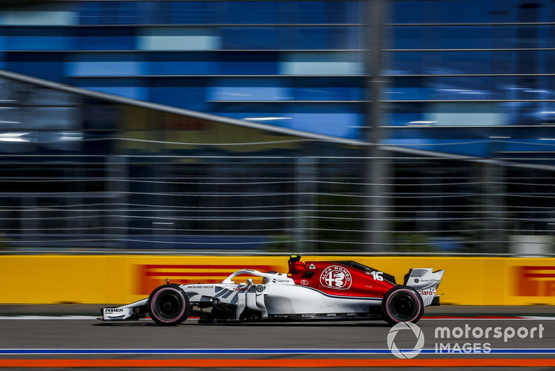 7: Шарль Леклер, Sauber C37, 1'33.419