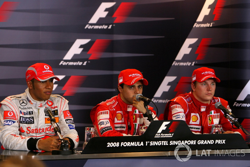Lewis Hamilton, McLaren avec Felipe Massa, Ferrari et Kimi Räikkönen, Ferrari