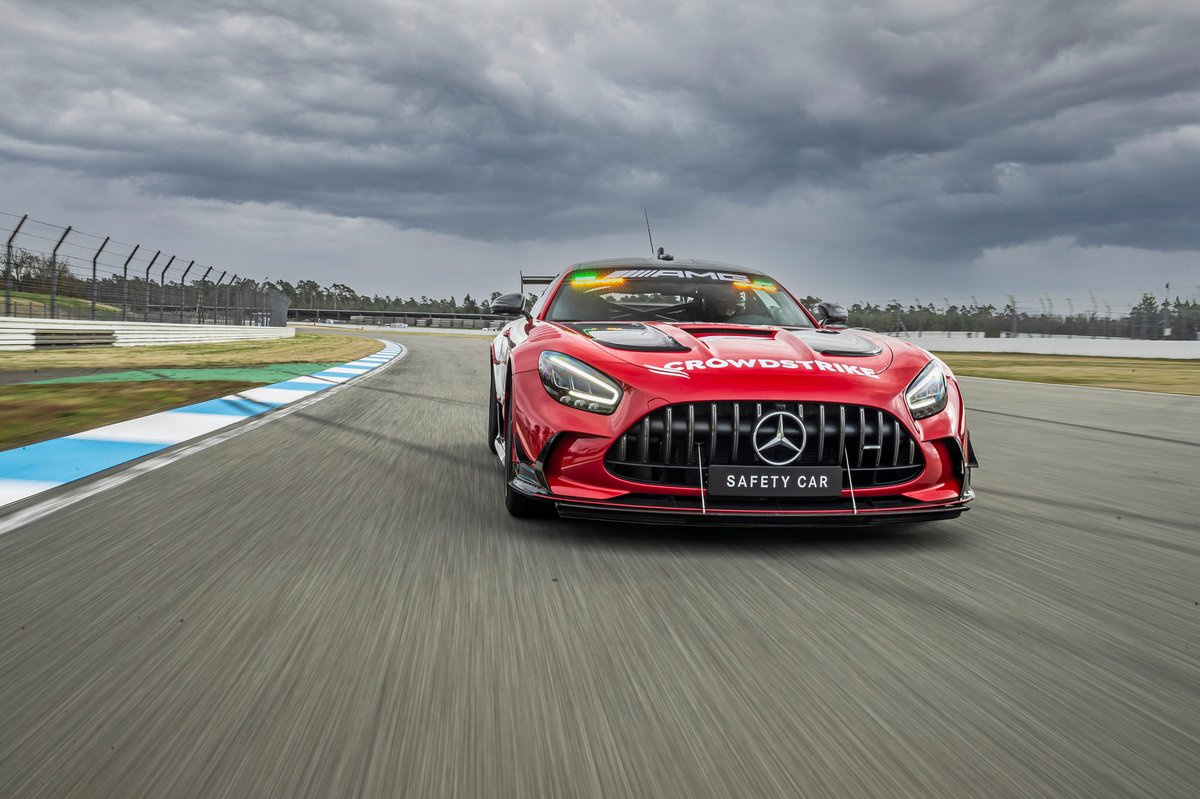 Mercedes-AMG GT Black Series F1 Safety Car