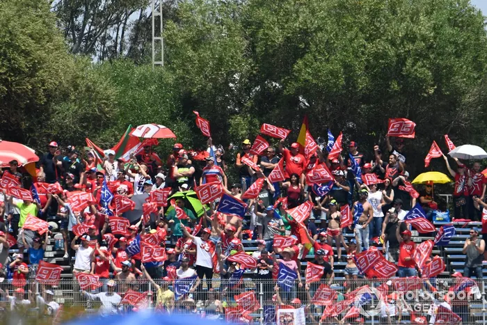 Fans en las gradas de Jerez