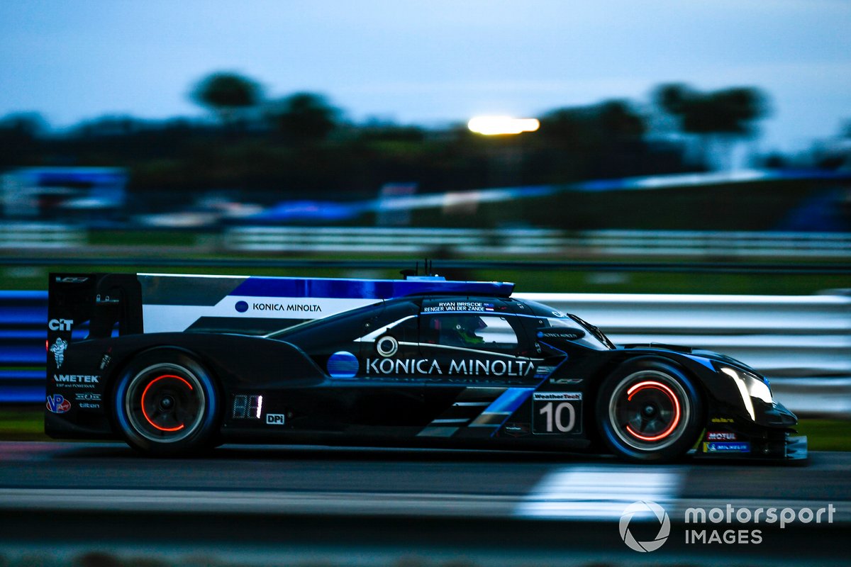 #10 Konica Minolta Cadillac DPi-V.R. Cadillac DPi, DPi: Renger Van Der Zande, Ryan Briscoe