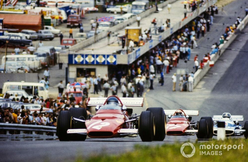 Jacky Ickx, Ferrari 312B, Clay Regazzoni, Ferrari 312B y Jean-Pierre Beltoise, Matra MS120