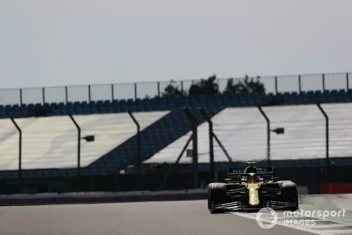 Esteban Ocon, Renault F1 Team R.S.20