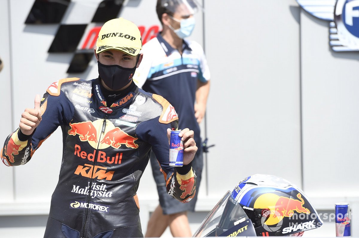 Ganador de la pole Raúl Fernández, Red Bull KTM Ajo