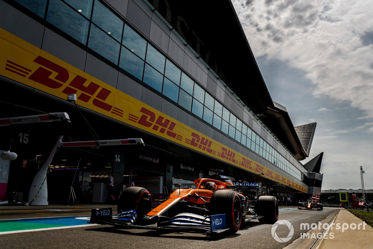 Carlos Sainz Jr., McLaren MCL35