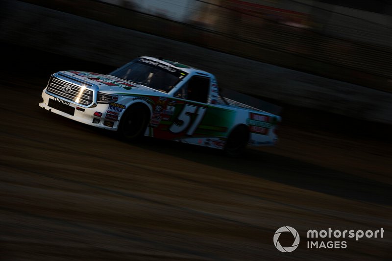 Harrison Burton, Hunt Brothers Pizza Toyota Tundra