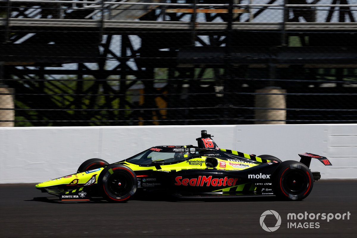 Santino Ferrucci, Dale Coyne Racing with Vasser Sullivan Honda