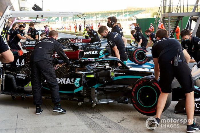 Lewis Hamilton, Mercedes F1 W11, and Valtteri Bottas, Mercedes F1 W11