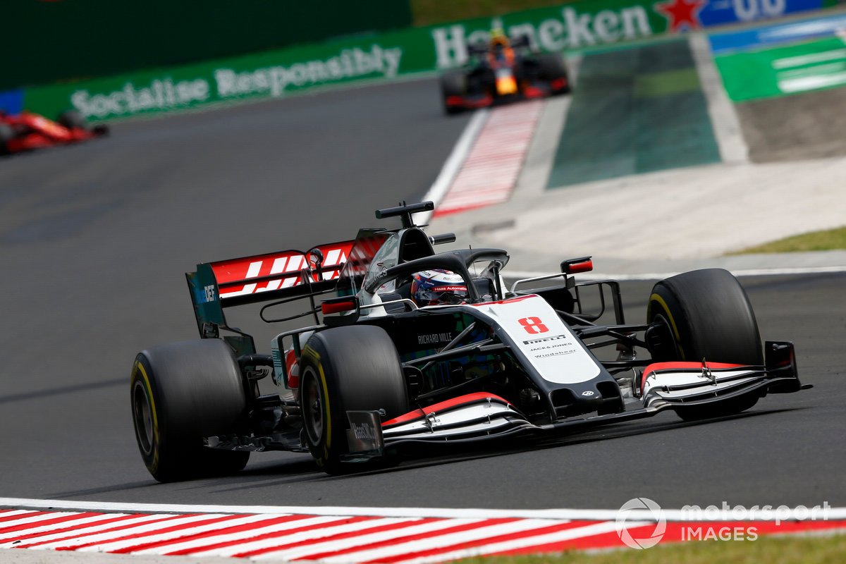 Romain Grosjean, Haas VF-20, Alex Albon, Red Bull Racing RB16
