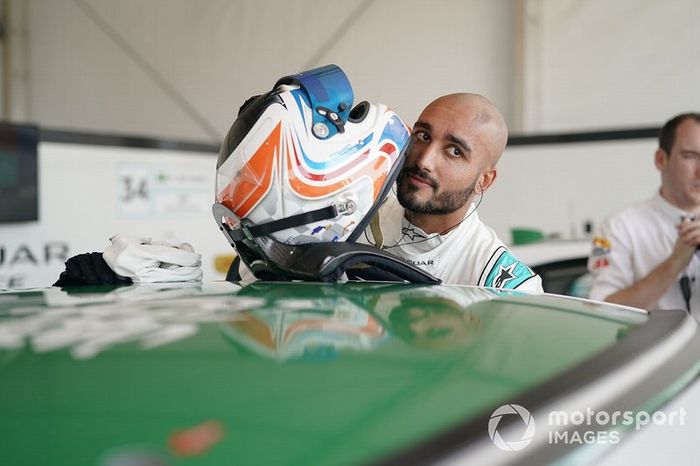 Fahad Algosaibi, Saudi Racing in the garage