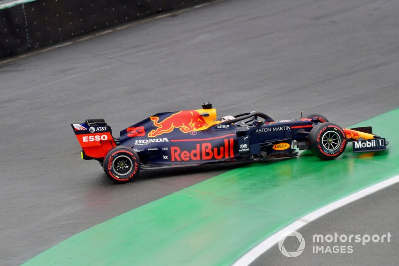 Max Verstappen, Red Bull Racing RB15, recupera da un testacoda