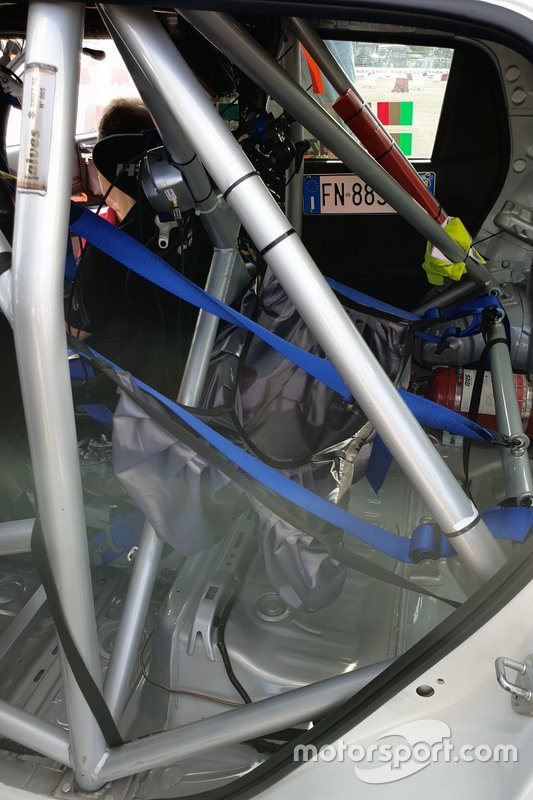 Suzuki Swift Sport, dettaglio del Roll Bar