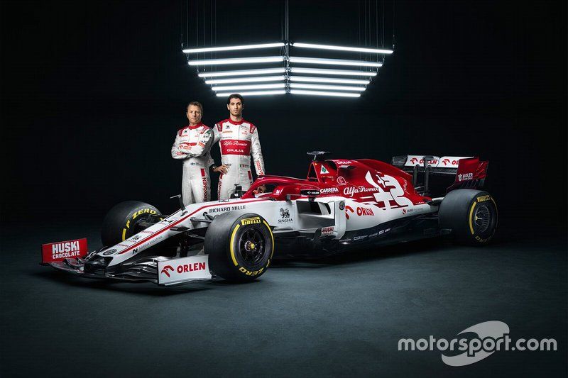 Kimi Raikkonen, Antonio Giovinazzi, Alfa Romeo Racing C39