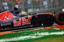 Carlos Sainz Jr., Scuderia Toro Rosso STR11