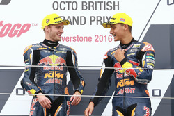 Podium: racewinnaar Brad Binder, Red Bull KTM Ajo, derde plaats Bo Bendsneyder, Red Bull KTM Ajo