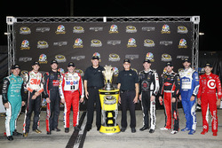 Chevrolet Chase drivers: Chase Elliott, Hendrick Motorsports, Jamie McMurray, Chip Ganassi Racing, Kurt Busch, Stewart-Haas Racing, Kevin Harvick, Stewart-Haas Racing, Tony Stewart, Stewart-Haas Racing, Kevin Harvick, Stewart-Haas Racing, Austin Dillon, Richard Childress Racing, Jimmie Johnson, Hendrick Motorsports, Kyle Larson, Chip Ganassi Racing Chevrolet