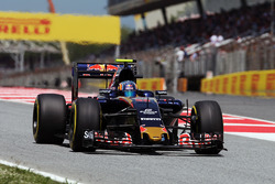 Carlos Sainz Jr., Scuderia Toro Rosso STR11
