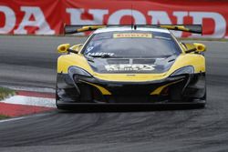 #9 K-Pax Racing, McLaren 650S GT3: Alvaro Parente