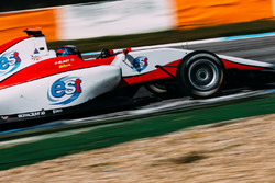 Alexander Albon, ART Grand Prix