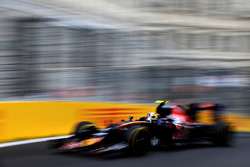 Carlos Sainz Jr., Scuderia Toro Rosso STR11