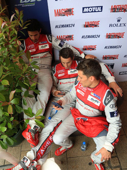 #8 Audi Sport Team Joest Audi R18 e-tron quattro: Lucas di Grassi, Loic Duval, Oliver Jarvis
