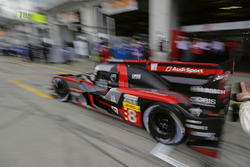 #8 Audi Sport Team Joest Audi R18 e-tron quattro: Lucas di Grassi, Loic Duval, Oliver Jarvis