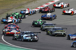 #77 Dempsey Proton Competition Porsche 911 RSR: Richard Lietz, Michael Christensen