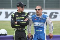 Charlie Kimball, Chip Ganassi Racing, Chevrolet, und Tony Kanaan, Chip Ganassi Racing, Chevrolet