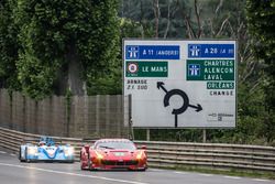 #82 Risi Competizione Ferrari 488 GTE: Giancarlo Fisichella, Toni Vilander, Matteo Malucelli