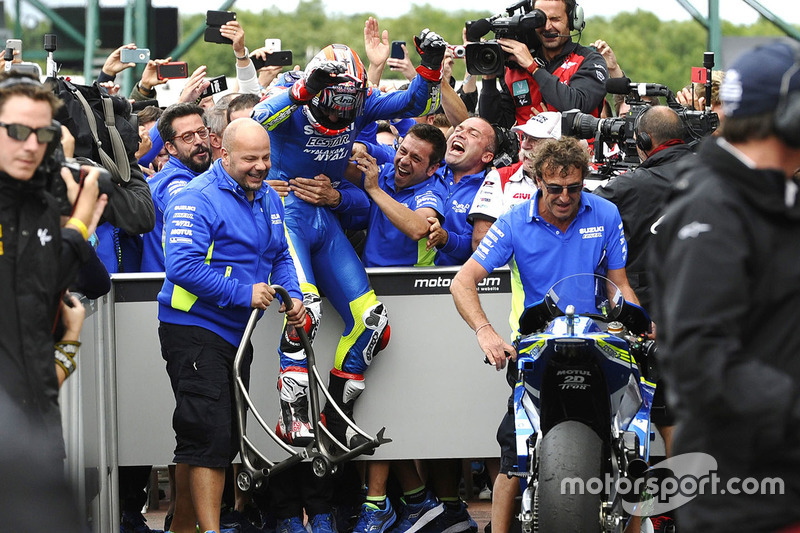 Race winner Maverick Viñales, Team Suzuki MotoGP