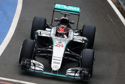 Esteban Ocon, Mercedes AMG F1 W07 Hybrid Test Driver