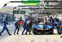 #36 Signatech Alpine A460: Gustavo Menezes, Nicolas Lapierre, Stéphane Richelmi