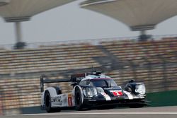 #1 Porsche Team Porsche 919 Hybrid: Timo Bernhard, Mark Webber, Brendon Hartley