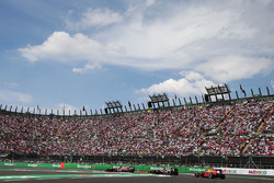 Carlos Sainz Jr., Scuderia Toro Rosso STR11