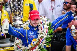 Победитель гонки: Александр Росси, Herta - Andretti Autosport Honda