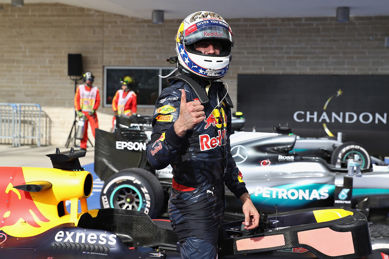 Daniel Ricciardo é o terceiro colocado no campeonato e segue tranquilo e sorridente.